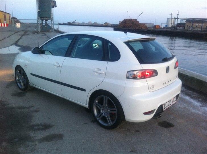 Seat Ibiza 1,8 FR 20VT 5d. SOLGT. billede 16
