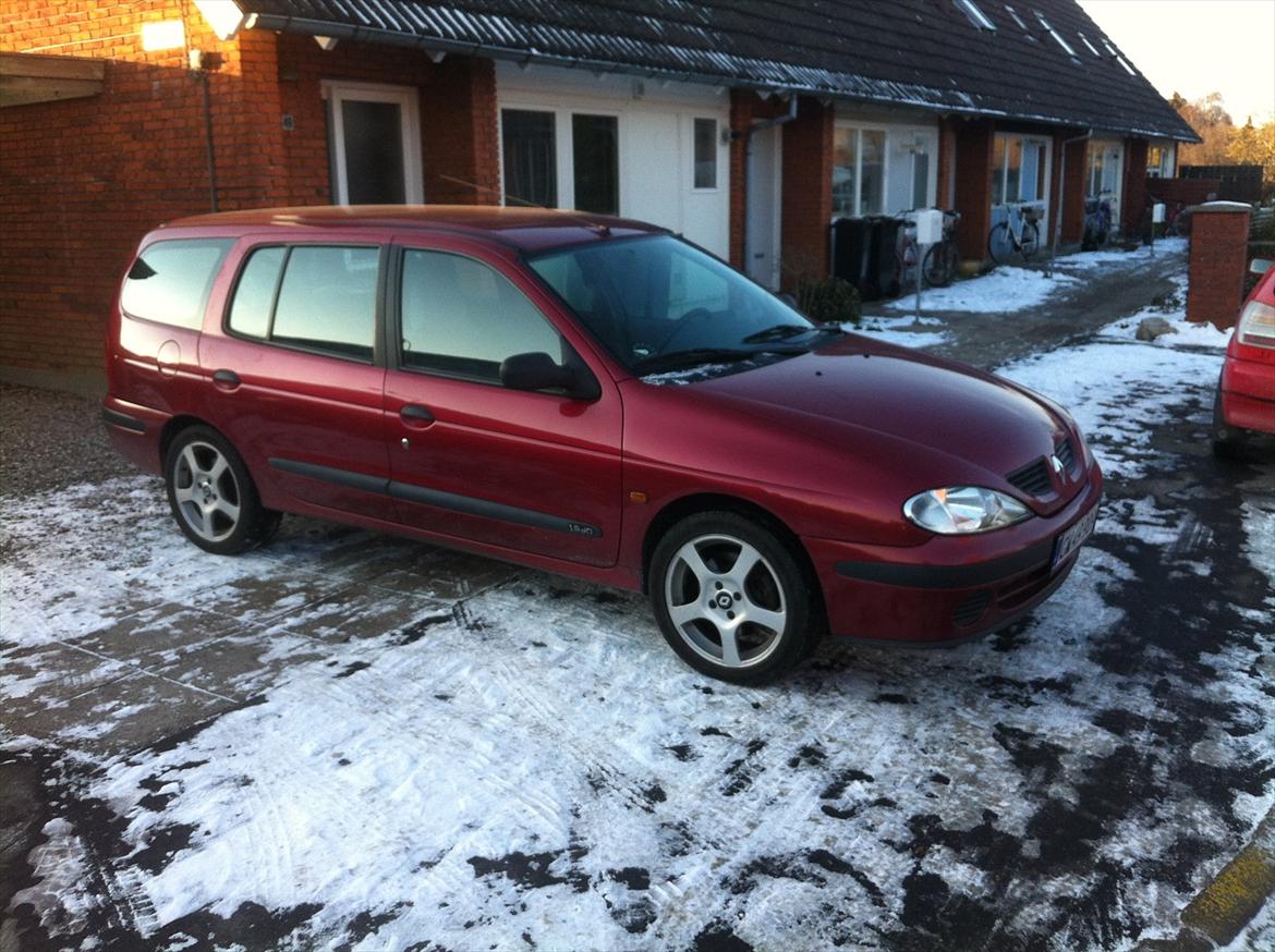 Renault Megane II 1,9 Dci st. car (SOLGT) billede 1