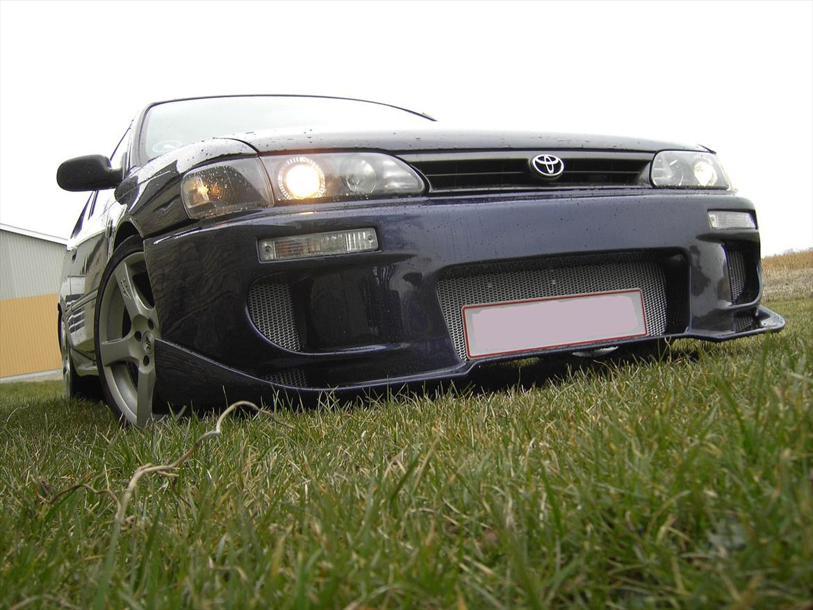 Toyota Corolla 1,6 XLI billede 1