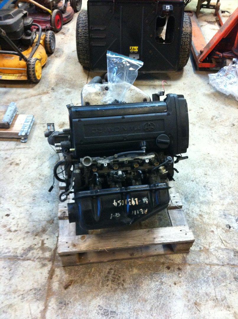 Toyota Corolla 1,6 XLI billede 2