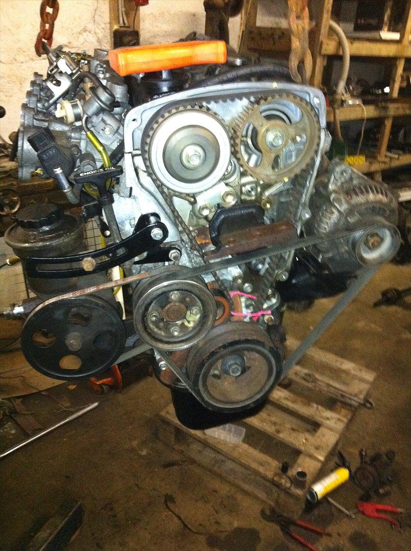 Toyota Corolla 1,6 XLI billede 4