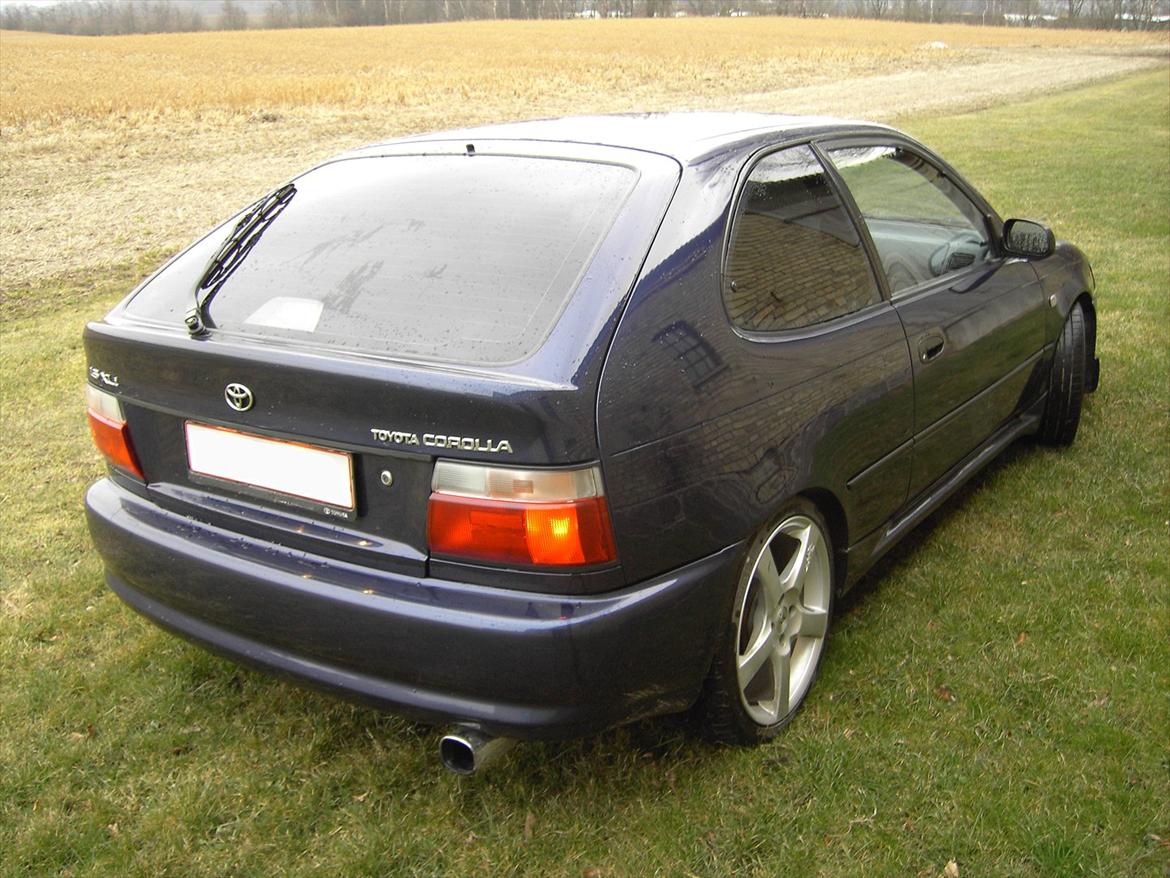 Toyota Corolla 1,6 XLI billede 11