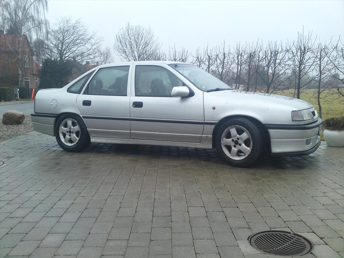 Opel Vectra 2000 - Kedelige fælge, men de var gratis billede 5
