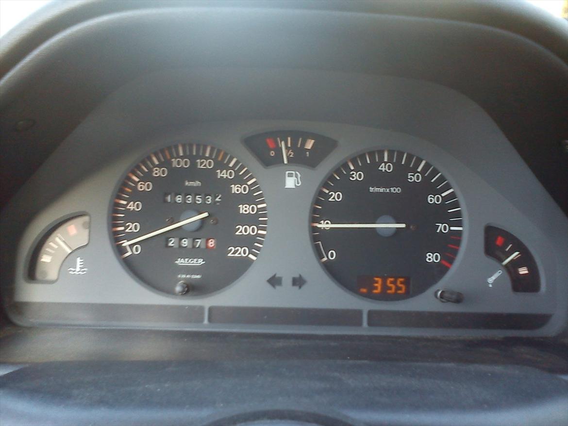 Peugeot 106 Rally 1.3i ***Black Hound*** - Ja, så virkede olie temp måleren sku lige pludselig billede 16