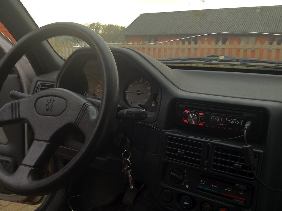 Peugeot 106 xs solgt  billede 12