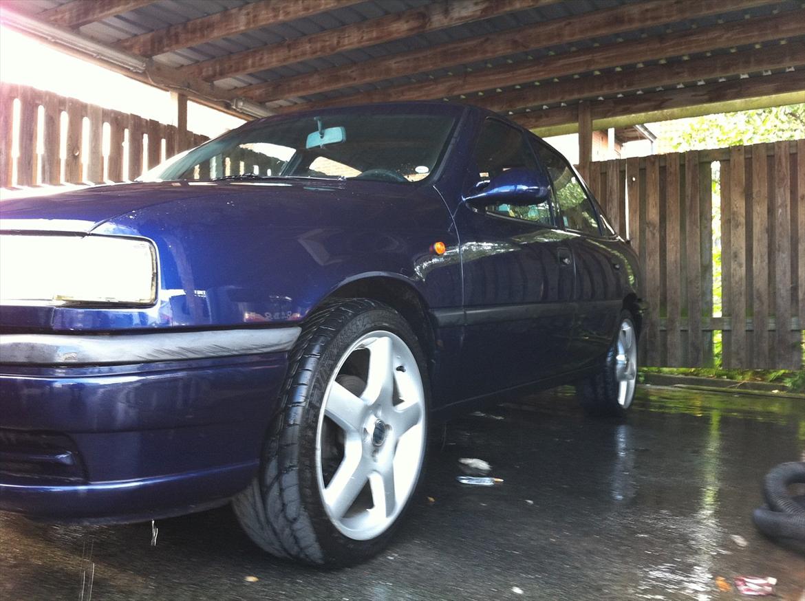 Opel vectra a //SKROTTET\\ billede 2