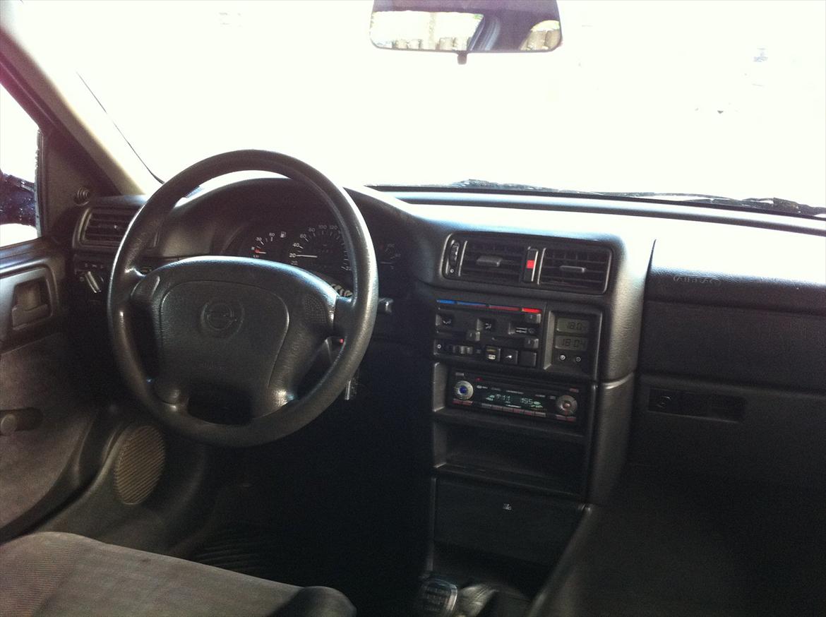 Opel vectra a //SKROTTET\\ billede 14