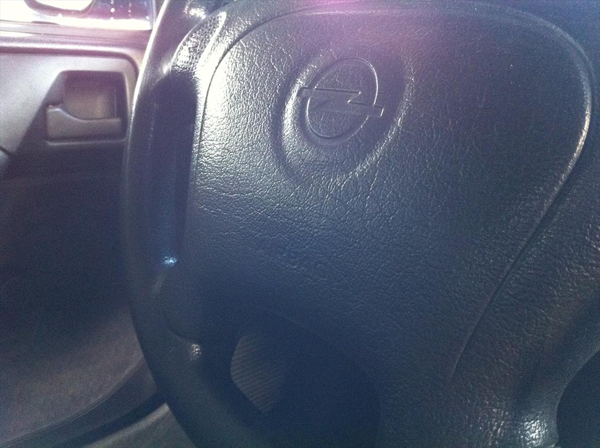 Opel vectra a //SKROTTET\\ billede 16