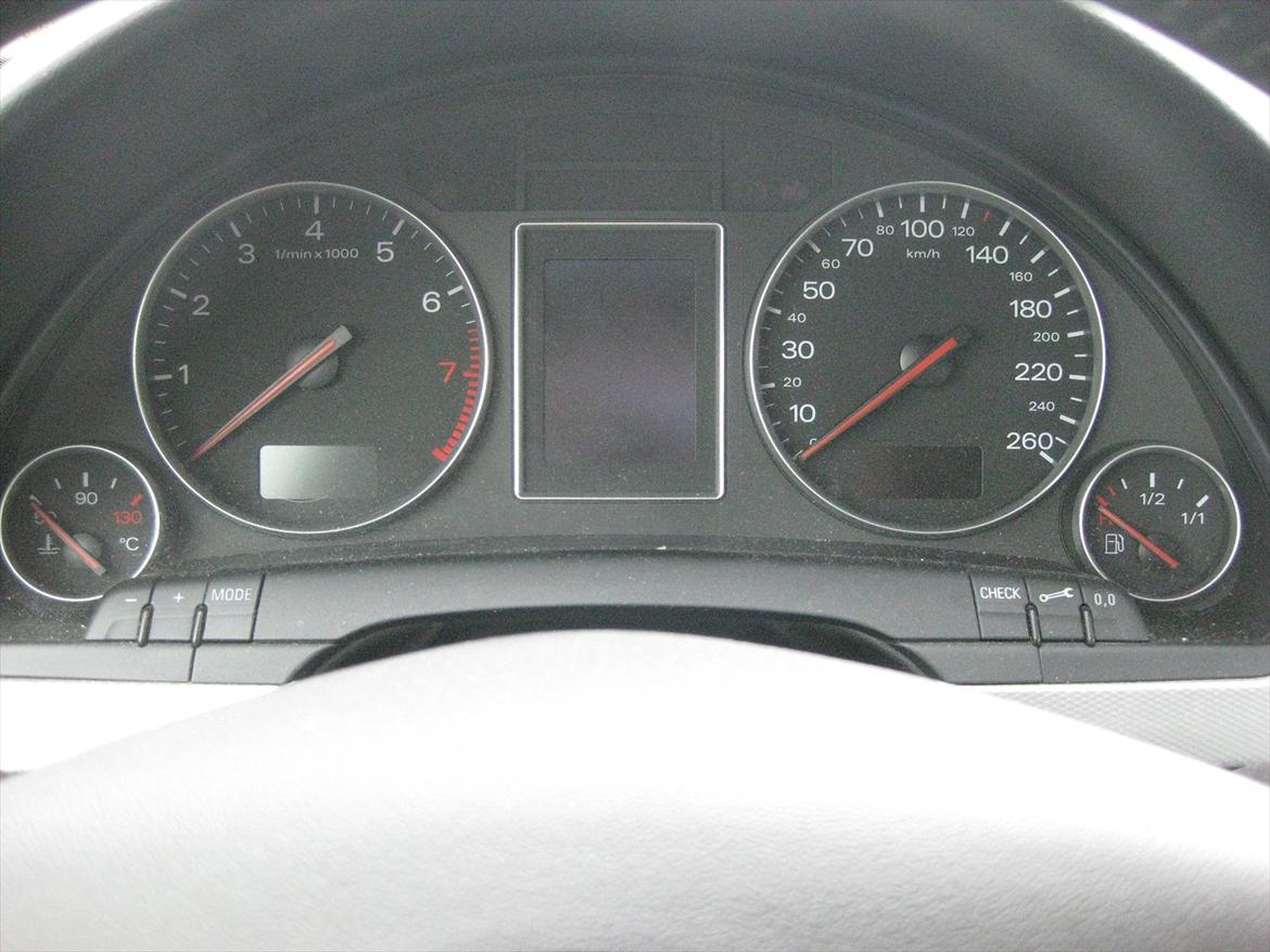 Audi A4 Limousine billede 16