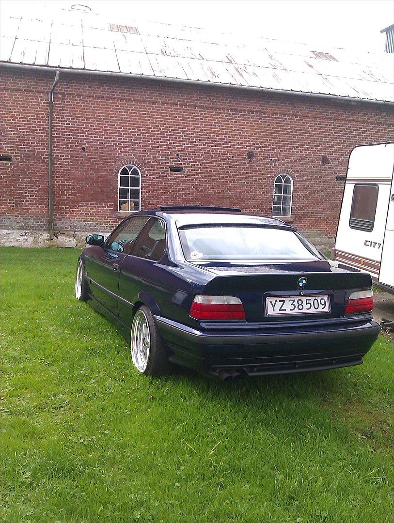 BMW 328i coupe billede 9