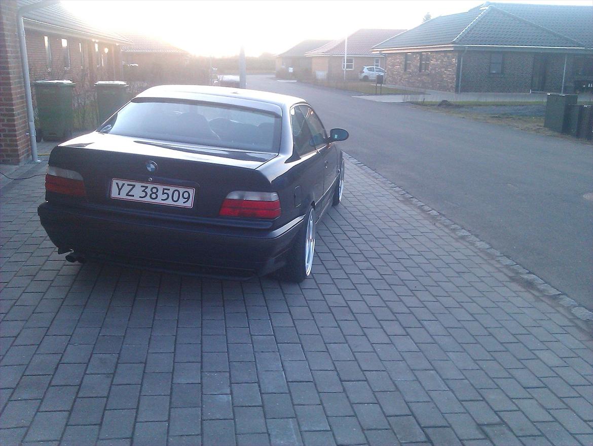 BMW 328i coupe billede 15