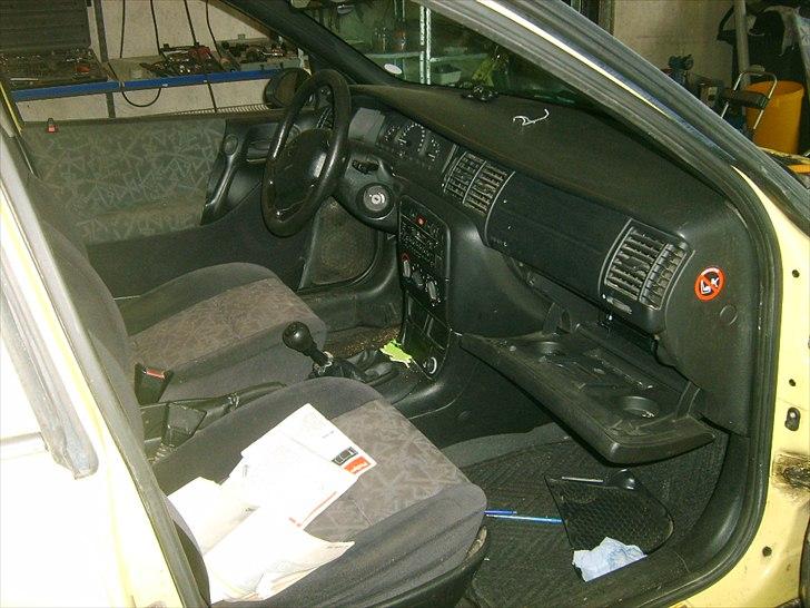 Opel vectra B st.car billede 7