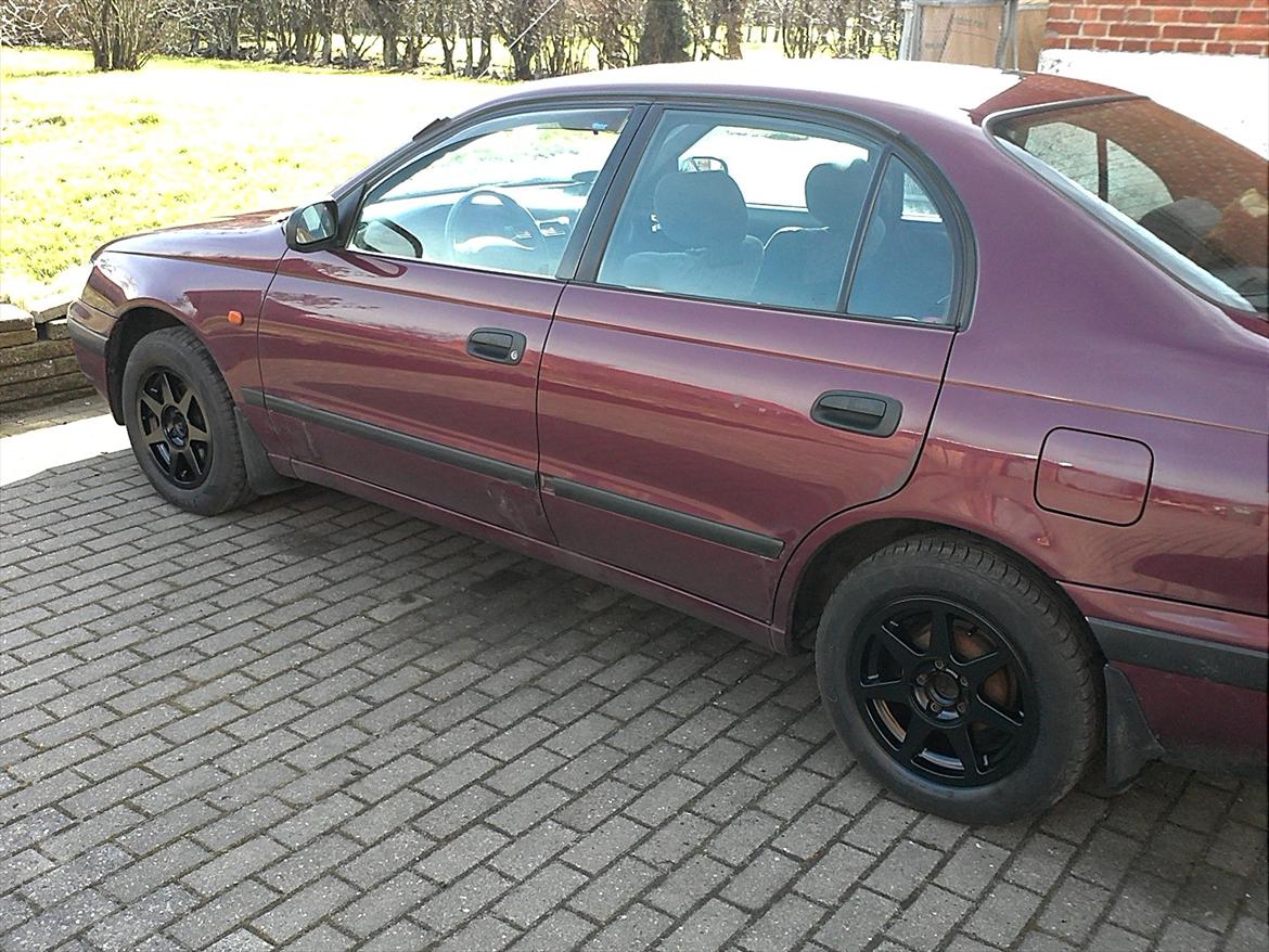 Toyota Carina E billede 5