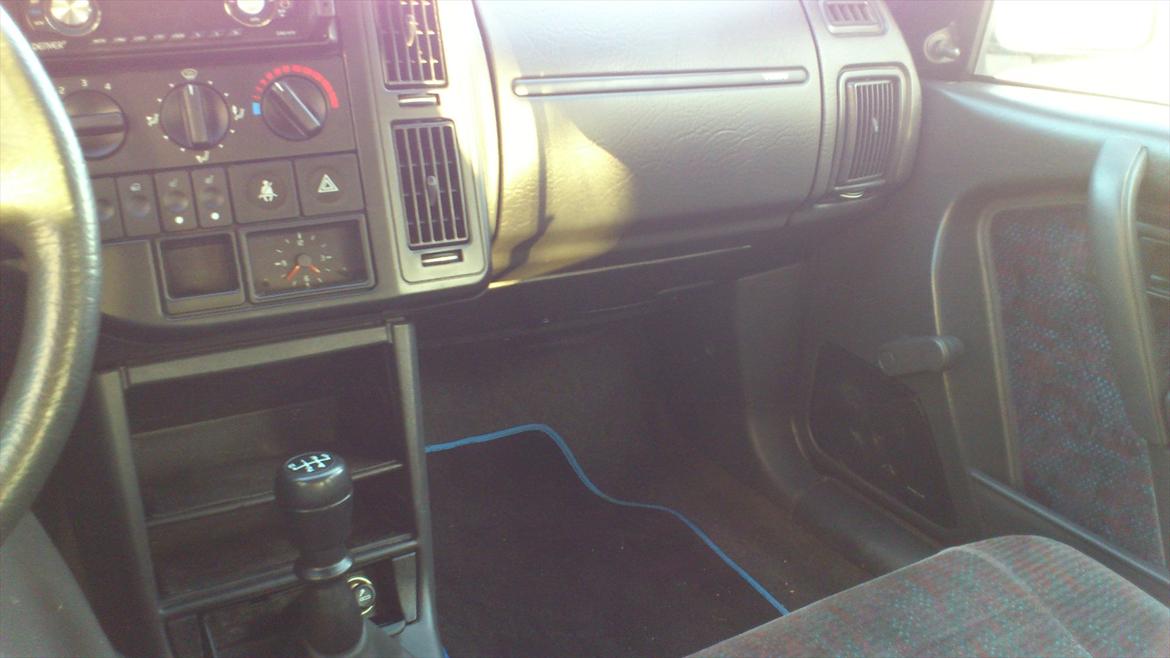 Volvo 460 billede 17