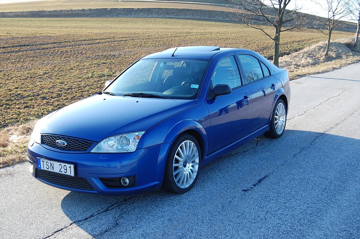 Ford Mondeo ST220 {Solgt} billede 3