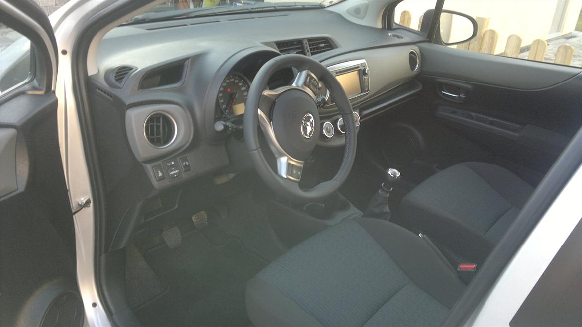 Toyota Yaris T2 Touch billede 13