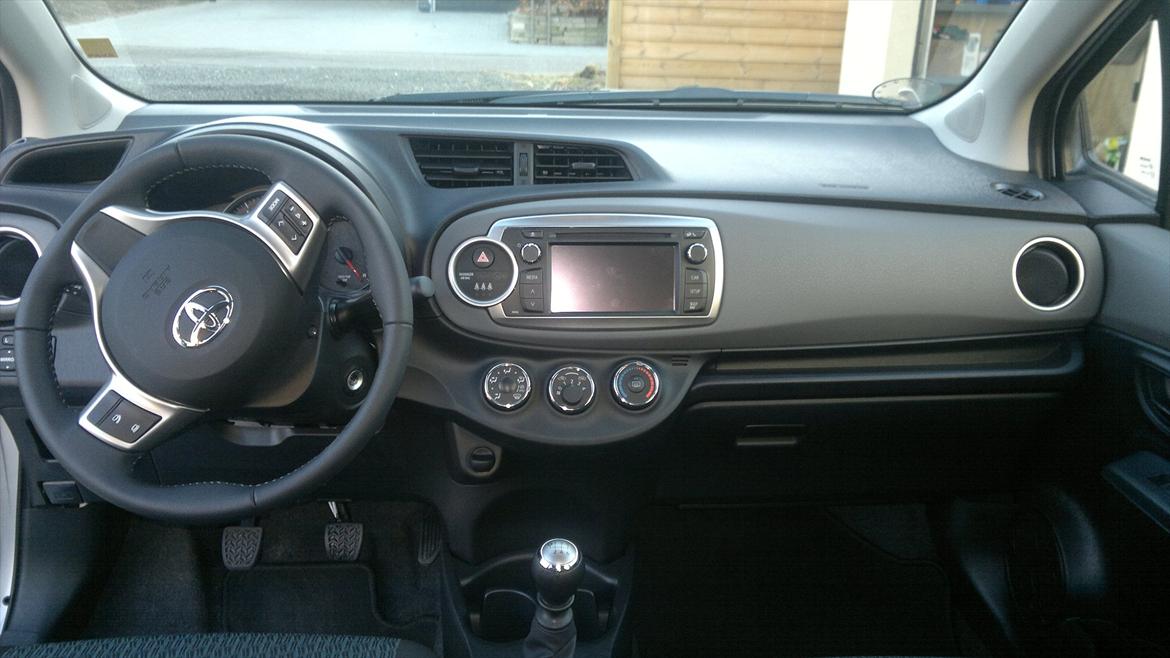 Toyota Yaris T2 Touch billede 16