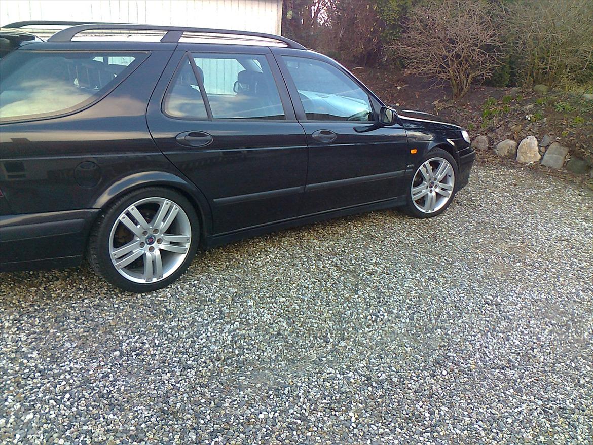 Saab 9-5 Aero Estate - Så er der kommet nye fælge og dæk på Saaben billede 8