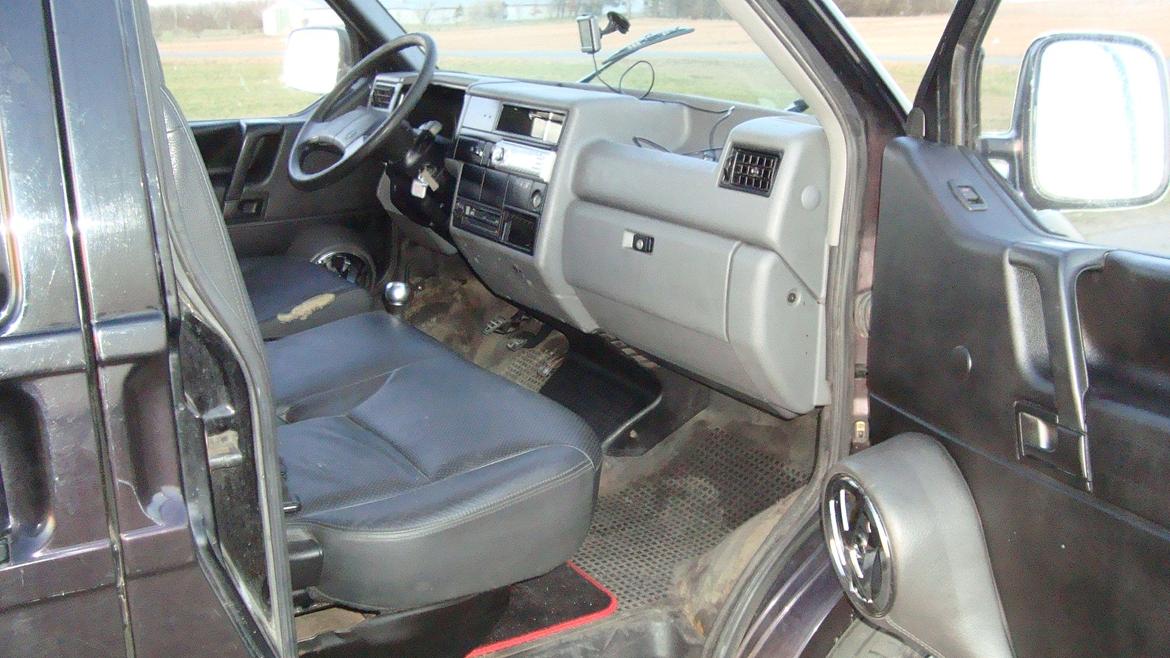 VW Transporter T4 2.4 billede 4