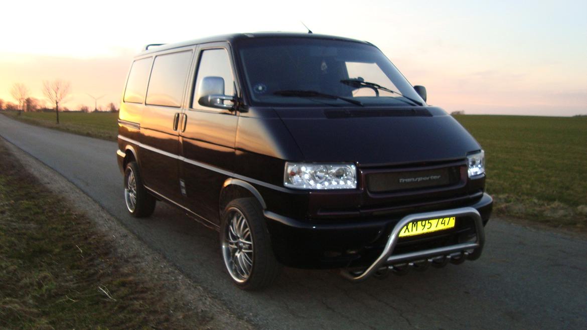 VW Transporter T4 2.4 billede 8