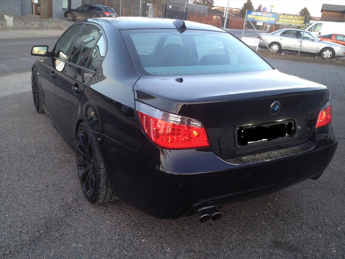 BMW E60 545i billede 5