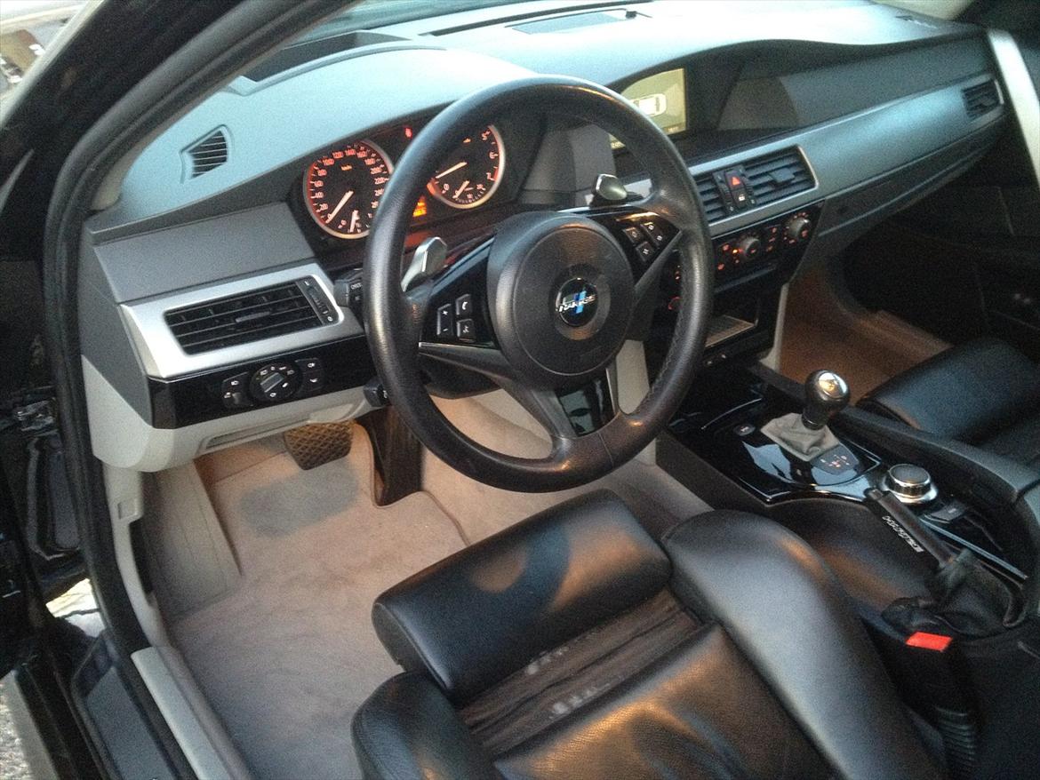 BMW E60 545i billede 10