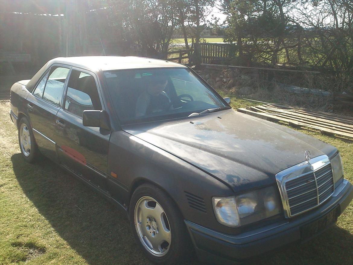 Mercedes Benz W124 billede 2