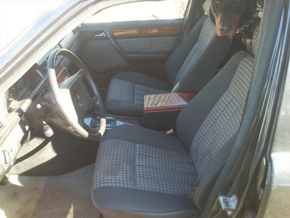 Mercedes Benz W124 billede 10