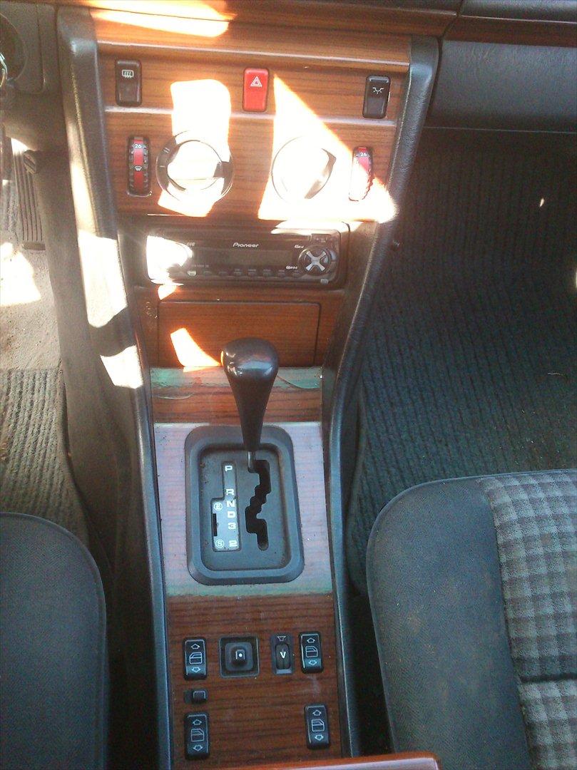 Mercedes Benz W124 billede 12