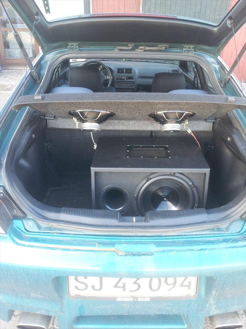 Mazda 323F ba [Tidl.bil] billede 4