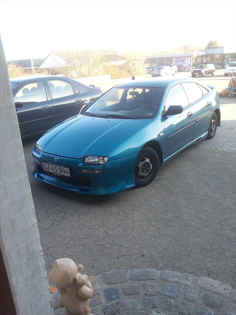 Mazda 323F ba [Tidl.bil] billede 6