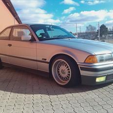 BMW E36 328i Coupe