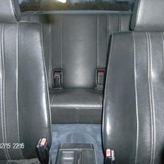 BMW E 30 325i Sedan (TOTAL SKADET)