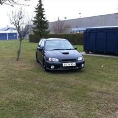 Toyota Starlet Glanza V