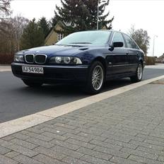 BMW E39 520i -I Solgt I-