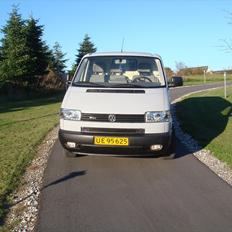 VW Transporter 2.5 TDI