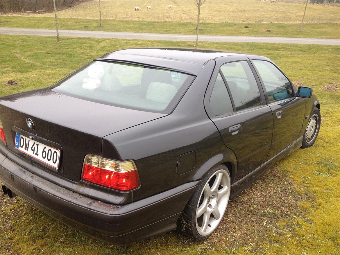 BMW 320 i E36 >>SOLGT<< billede 6