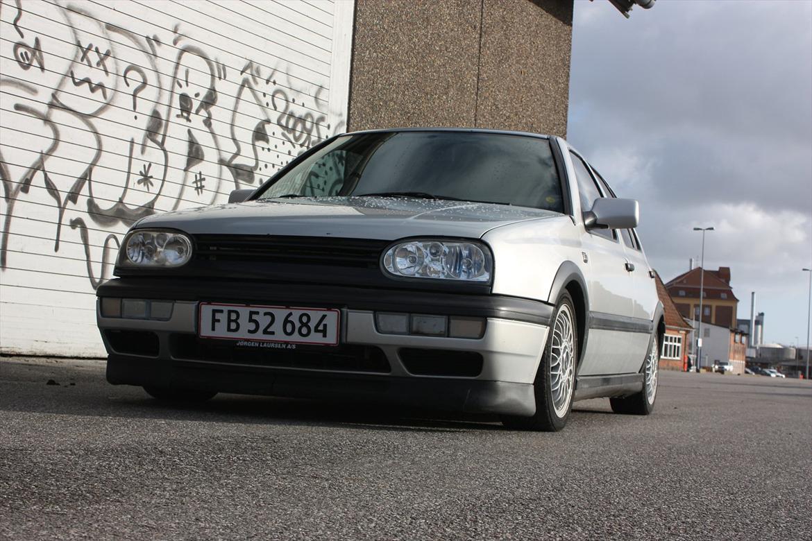 VW Golf 2.8 VR6 [Tidl. bil] billede 3