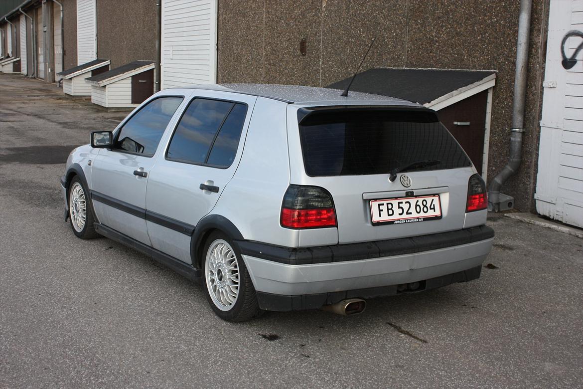 VW Golf 2.8 VR6 [Tidl. bil] billede 6