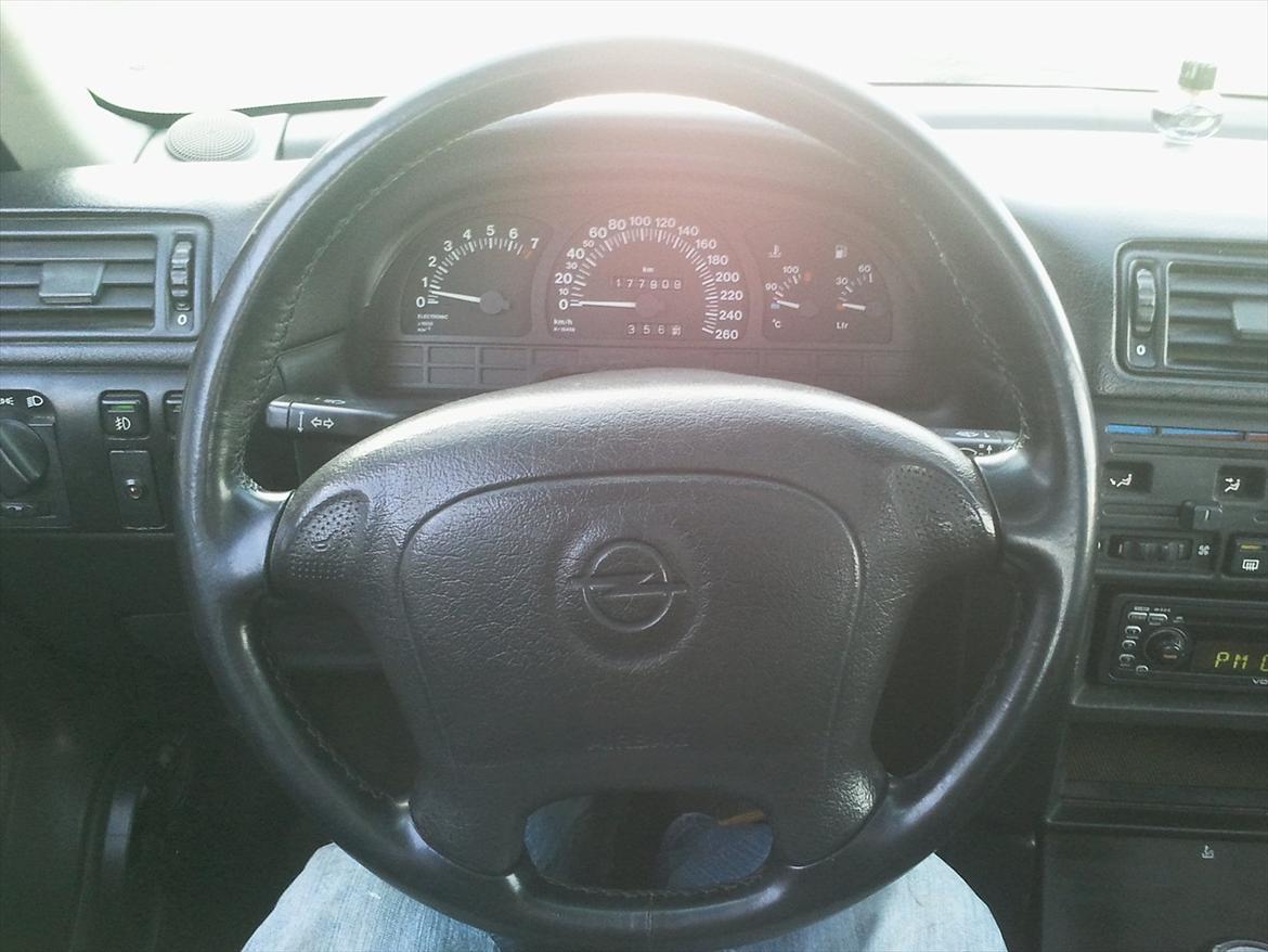 Opel Vectra a 2.5 V6 billede 2