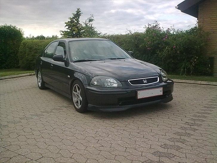 Honda Civic Vti billede 2