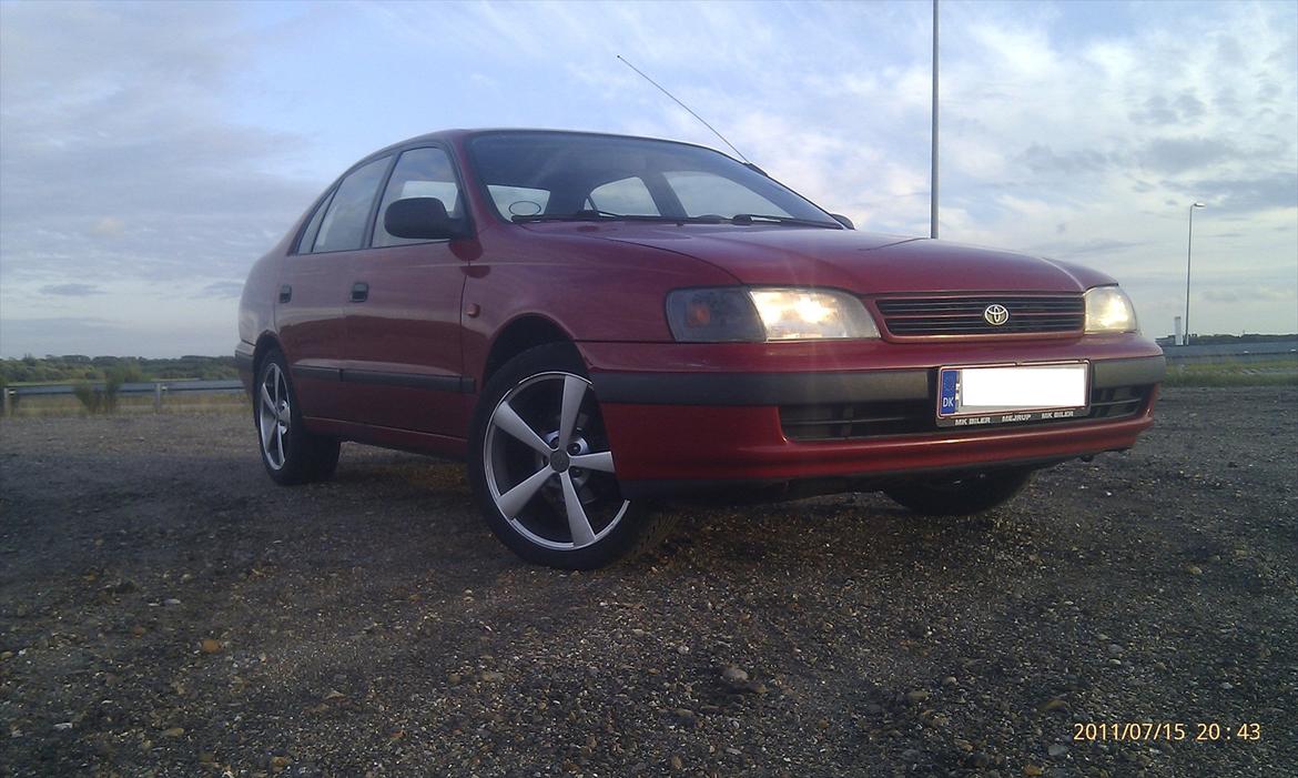 Toyota Carina E billede 3