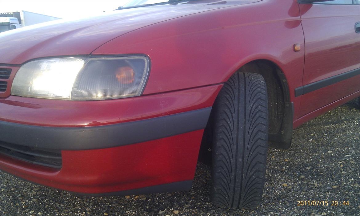 Toyota Carina E billede 4