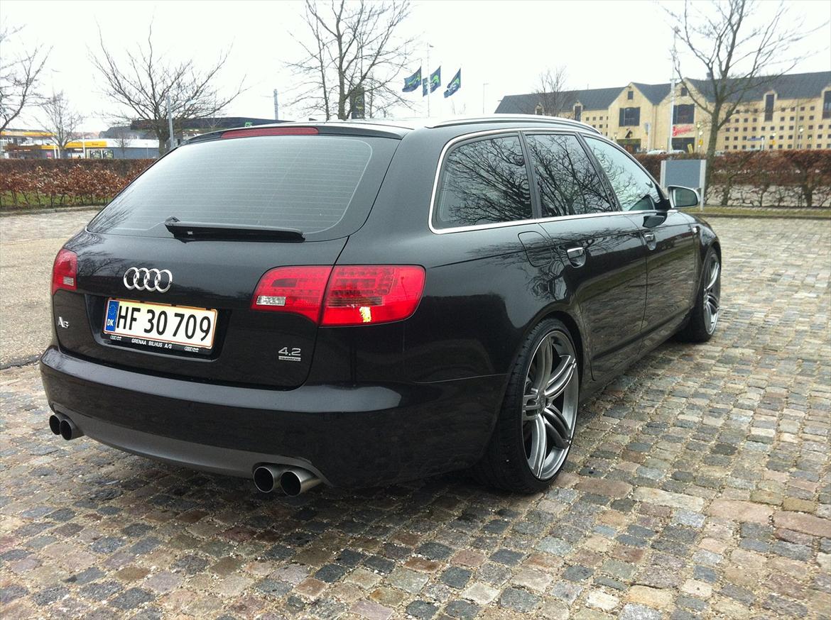 Audi A6 4.2 Avant Quattro billede 5