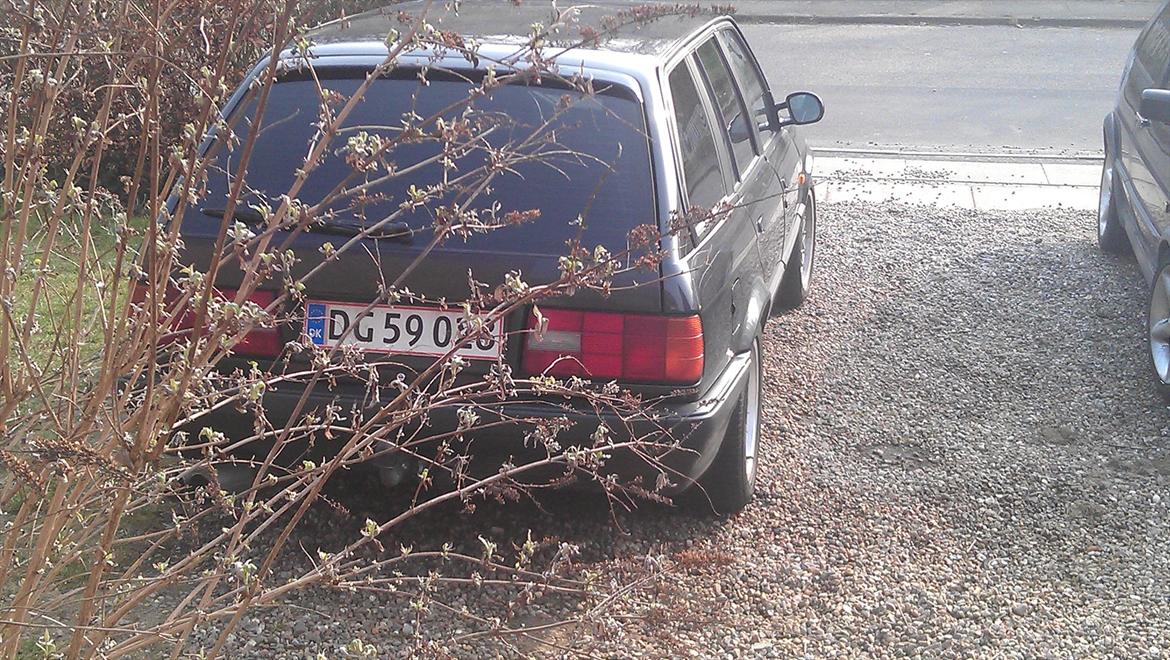 BMW 325i 24v Touring  SOLGT billede 14