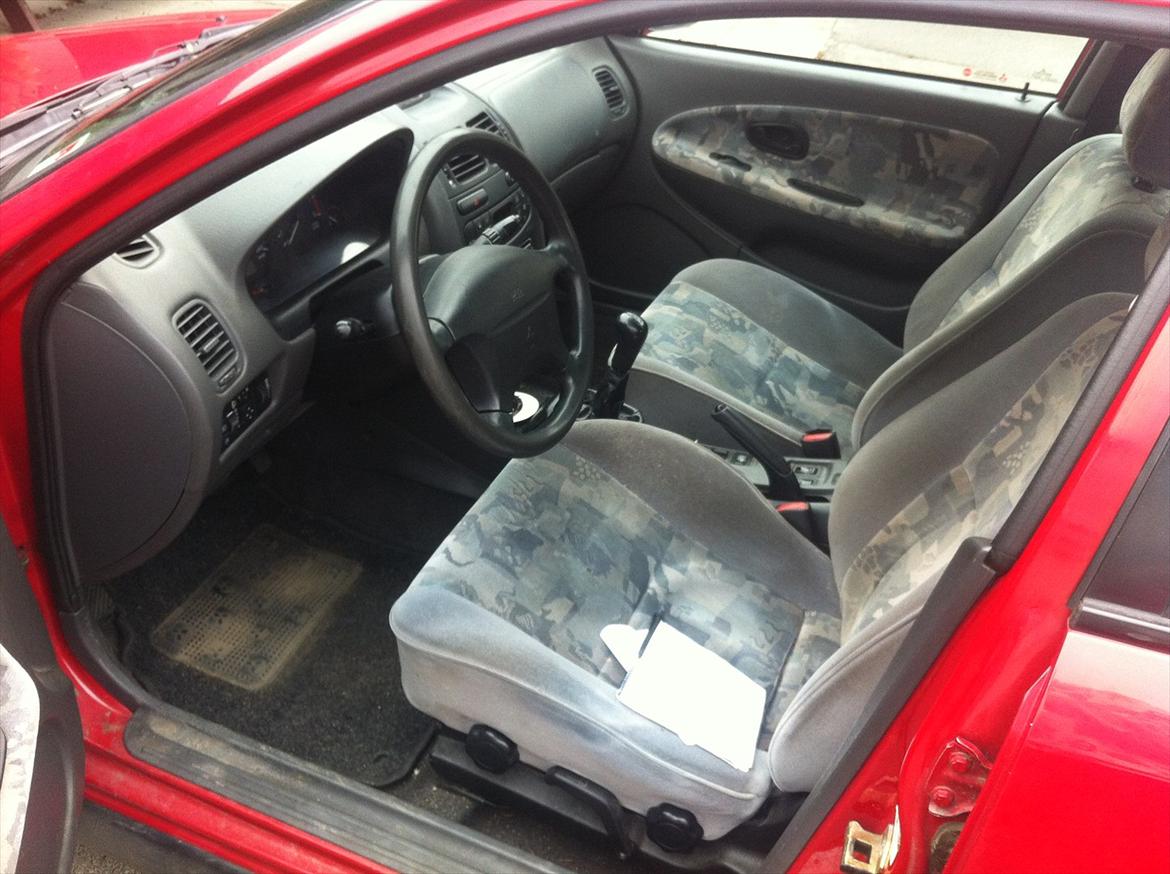 Mitsubishi Carisma LS GDI (Solgt) billede 8