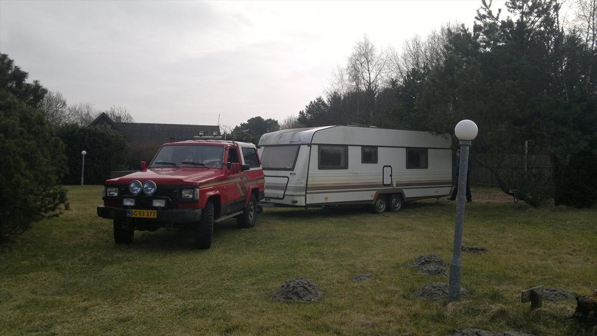 Nissan patrol (tøsen) - så fik tøsen squ lige smørhullet efter sig. ;)  billede 4