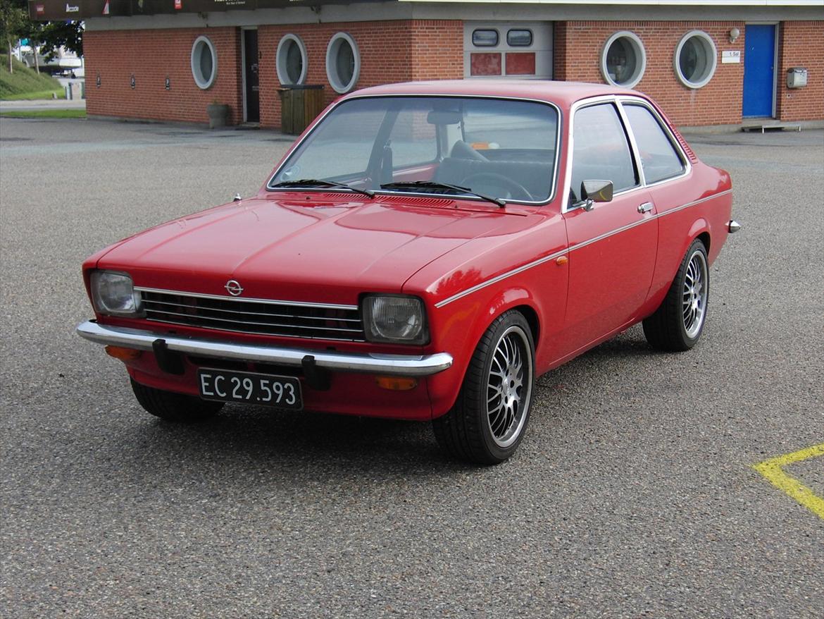 Opel kadett c billede 2