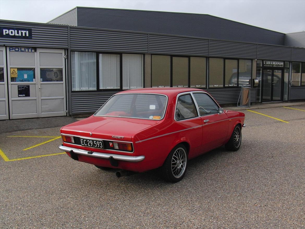 Opel kadett c billede 3