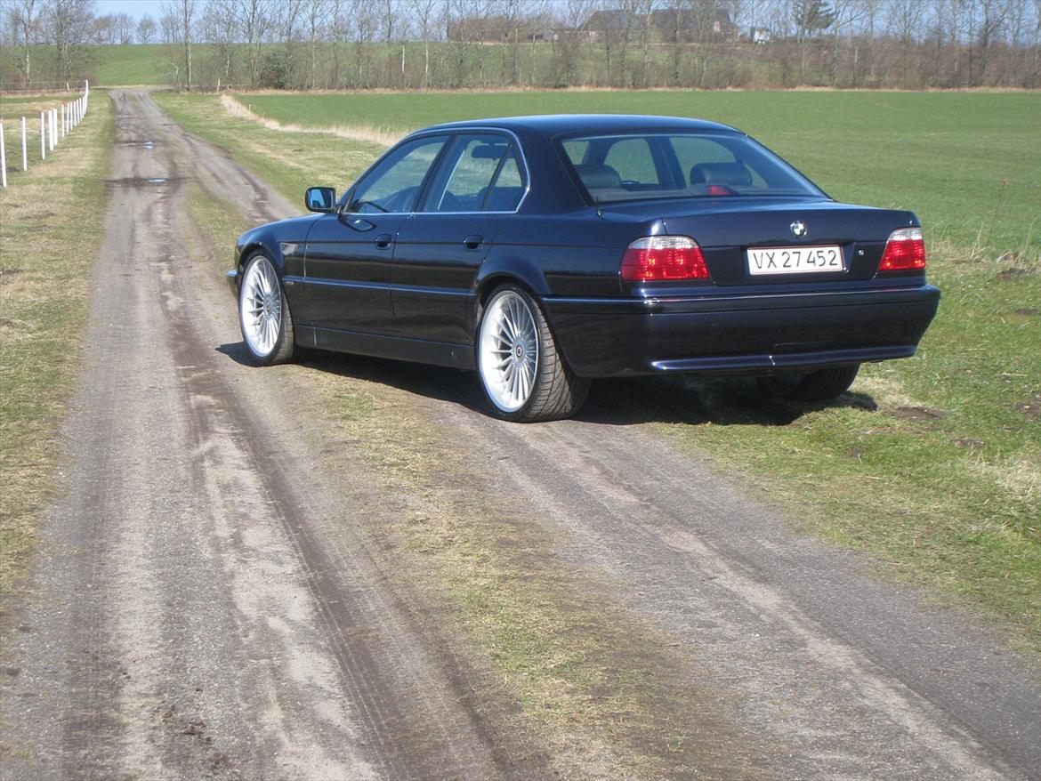 BMW 730i E38 billede 2
